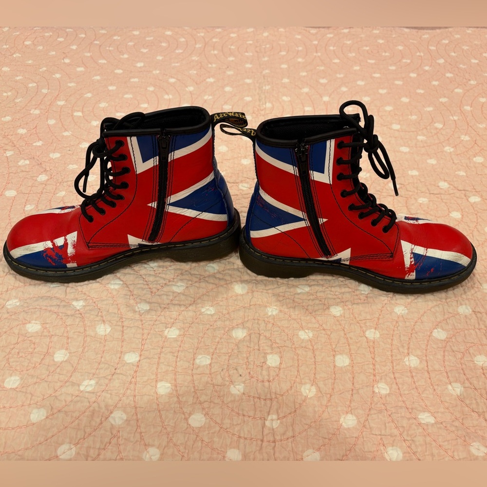 HTF UK Flag Dr. Martens Boots - Picture 3 of 6